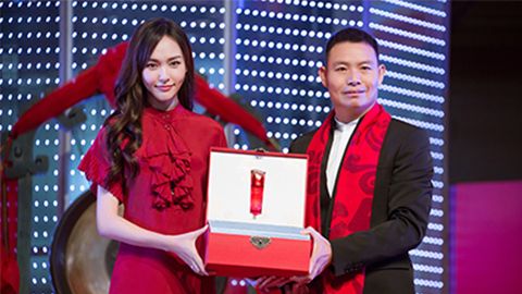 中国美正当红，PGA股上市，引领新时代